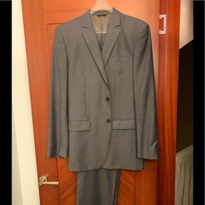 Banana Republic men’s suit
